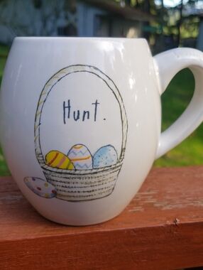 Rae Dunn By Magenta Artisan Collection 'HUNT.' Easter Egg Coffee Mug